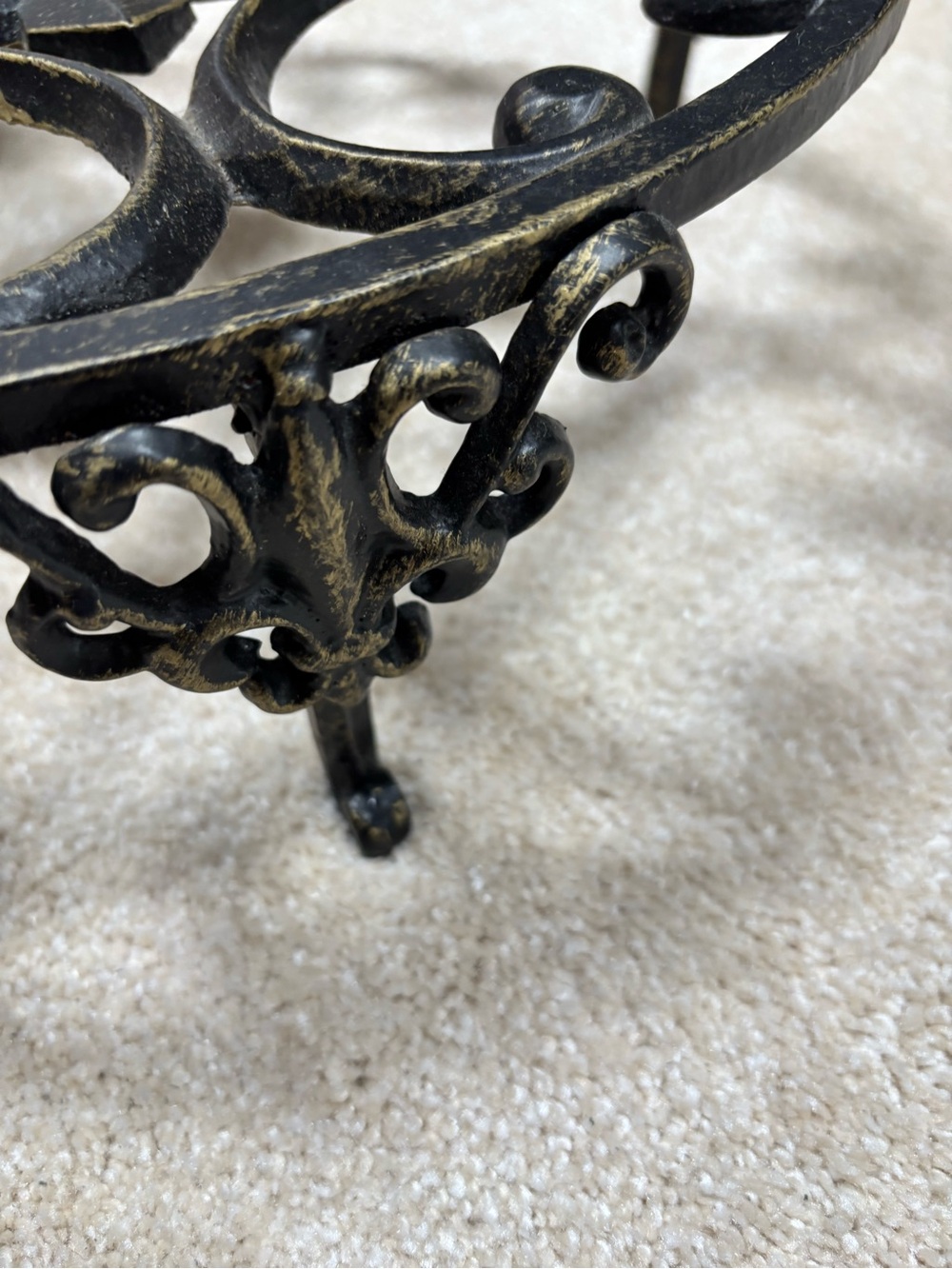 Cast Iron Fleur-de-Lis Ornate Plant Stand Black w Gold Accents Heavy Duty - Picture 4 of 12
